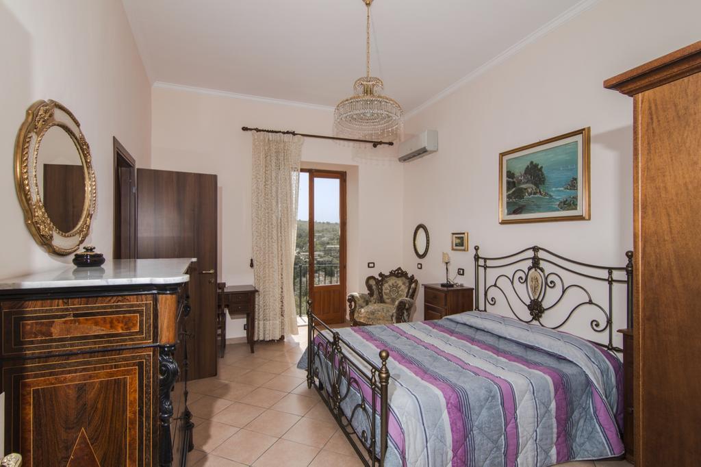B&B Il Giardino Dei Mandarini Модіка Екстер'єр фото
